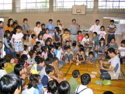 石川県河北郡津幡町　津幡小学校で親子ふれあい陶芸