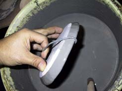 皿の縁をドブづけ